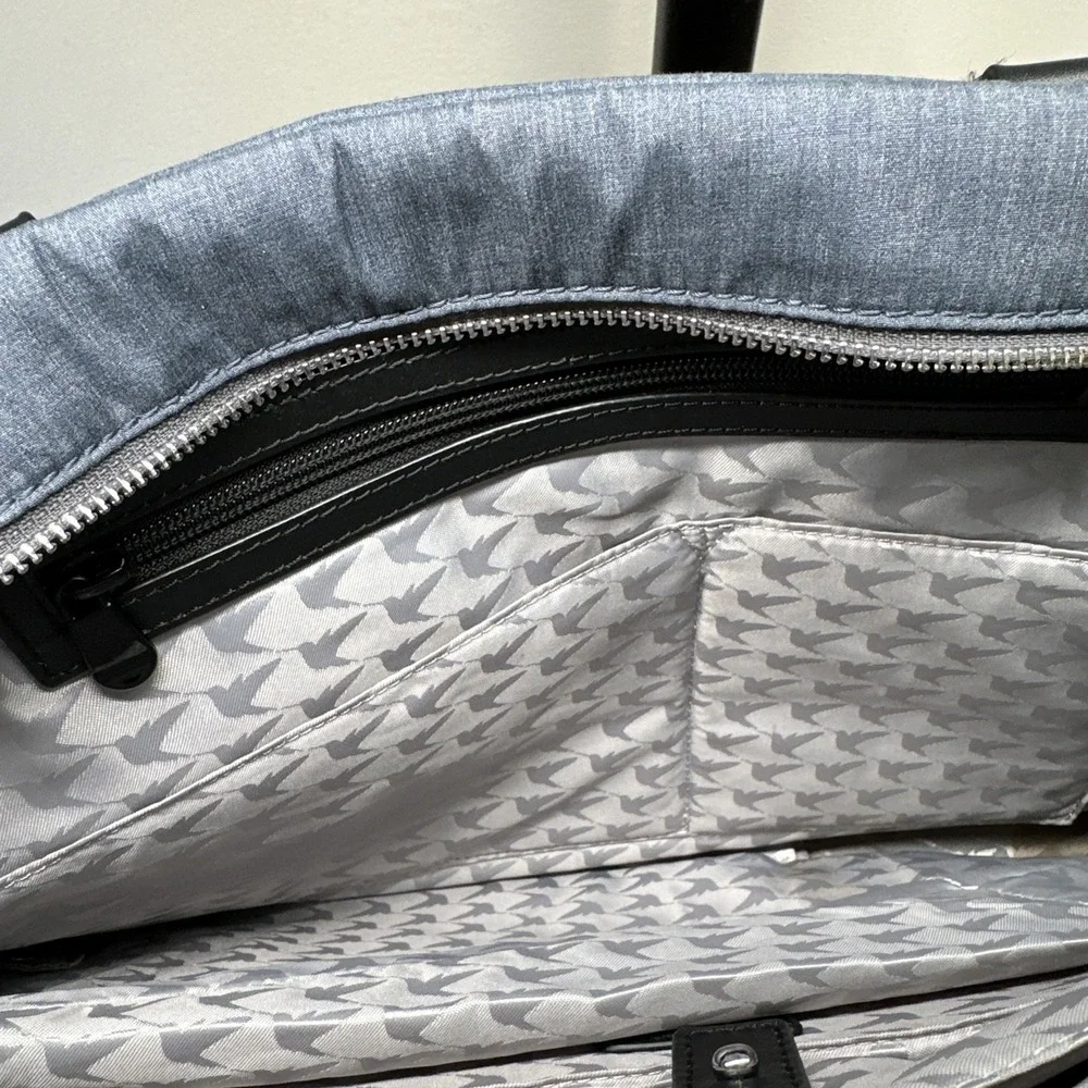 Lo‎ & Sons O.G. Blue Travel Messenger Carry On Bag Gray Interior Silver Hardware